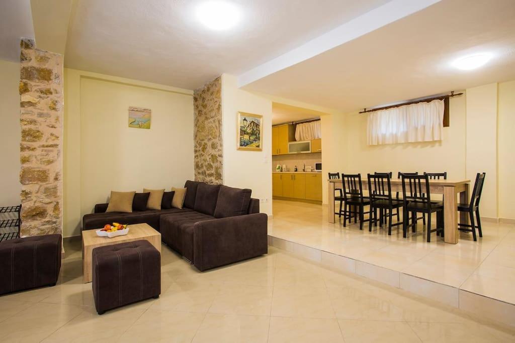 Petrini Spiti Villa Pyrgadikia Luaran gambar